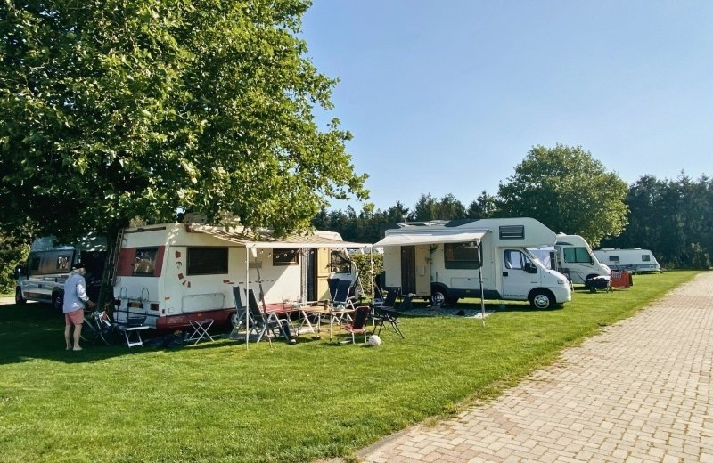 Buitengoed de boomgaard camperplaatsen onverhard 1 686286ae20558